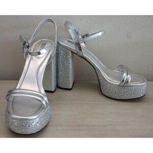 Michael Kors Women Sz 8.5M Silver Metallic Embellished Laci Platform Sandals